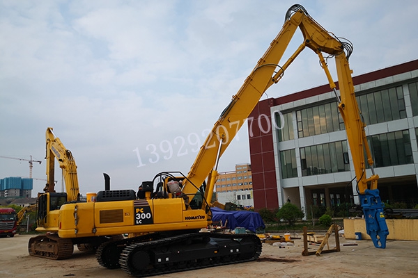 【挖掘機拆樓臂】什么是挖掘機拆樓臂？